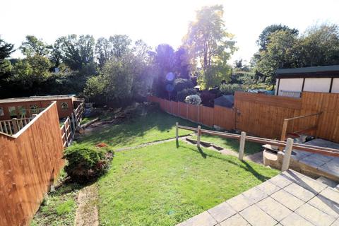 54 Eversley Avenue, Bexleyheath, DA7 6RB