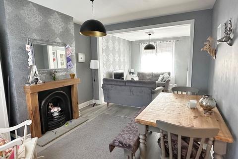 2 bedroom terraced house for sale, Abbey Road, Northampton NN4