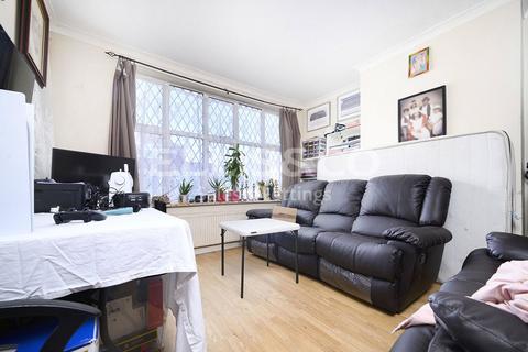 3 bedroom terraced house for sale, Chelsea Close, Middlesex HA8