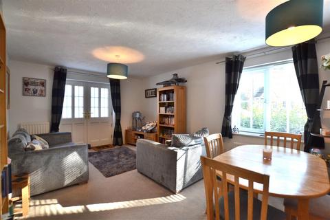 2 bedroom apartment for sale, Twyford Close, Fleet GU51