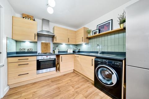 76 Grove Gate, Staplegrove, Taunton, TA2 6DF
