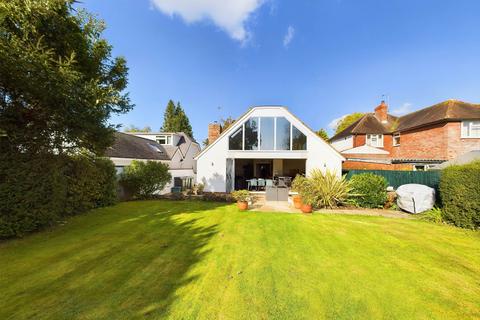 3 bedroom detached house for sale, Radnage Common Road, Radnage