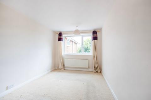 6 Conrad Close, Lowestoft, NR33 8QA