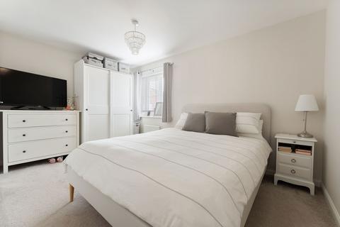 59 Burden Drive, Bishopdown, Salisbury, SP1 3QG