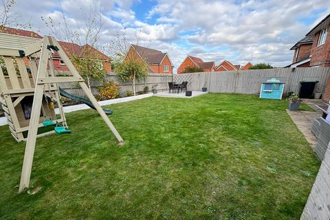 59 Burden Drive, Bishopdown, Salisbury, SP1 3QG