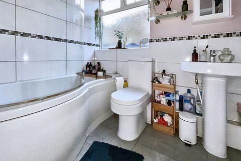12 Ashfield Terrace, Pelaw, Gateshead, NE10 0YE
