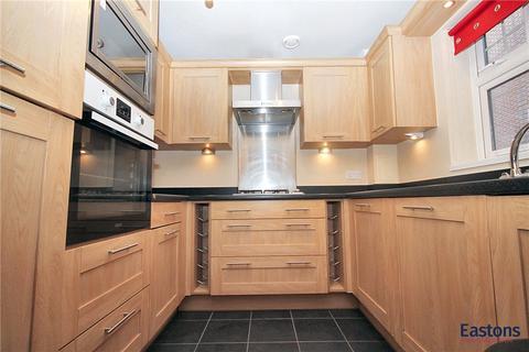 2 bedroom flat to rent, Charlemont House, Ewell KT17