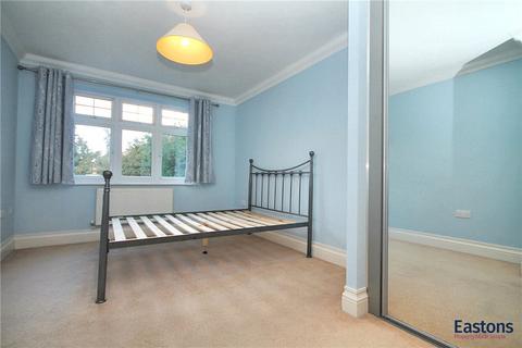 2 bedroom flat to rent, Charlemont House, Ewell KT17