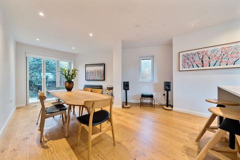 4 bedroom terraced house for sale, Rycott Path, London SE22