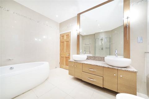 3 bedroom apartment to rent, New Cavendish Street, London, W1W