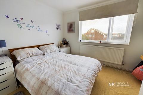 2 bedroom maisonette for sale, West Ewell KT19