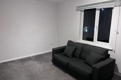 3 bedroom flat to rent, Abercorn Road, Mill Hill NW7