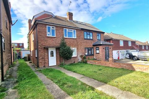 4 bedroom semi-detached house to rent, Maxwell Gardens, Kent BR6