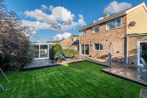 4 bedroom detached house for sale, Barnard Gardens, Market Harborough LE16