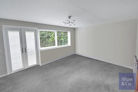 3 bedroom house for sale, Wheatlands, Hounslow TW5