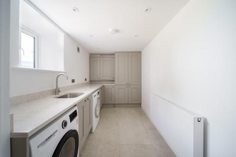 undefined, Wike Ridge Lane, North Leeds LS17