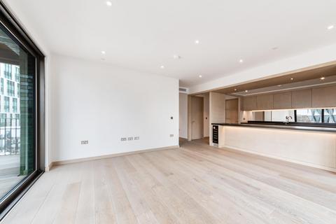 3 bedroom apartment to rent, Legacy Building, Embassy Gardens, London, SW11
