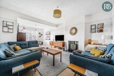 7 Hillside, Southwick, Brighton, BN42 4QD