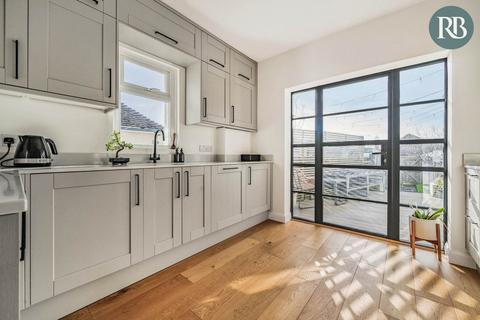 7 Hillside, Southwick, Brighton, BN42 4QD