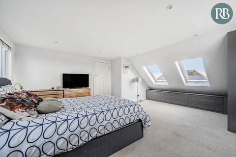 7 Hillside, Southwick, Brighton, BN42 4QD