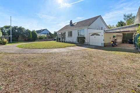 3 bedroom detached bungalow for sale, Le Clos Du Roncherez, Le Pont Du Val, St Brelade, Jersey. JE3 8FG