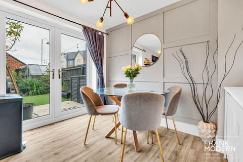 23 Berrington View, Hampton Gardens, Peterborough, PE7 8RH
