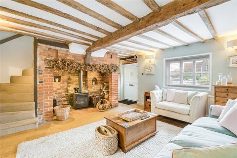 3 bedroom end of terrace house for sale, St. Albans Road, Codicote, Hertfordshire, SG4