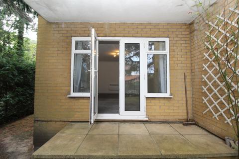 2 bedroom ground floor flat to rent, Mansfield Road, Lower Parkstone, Poole