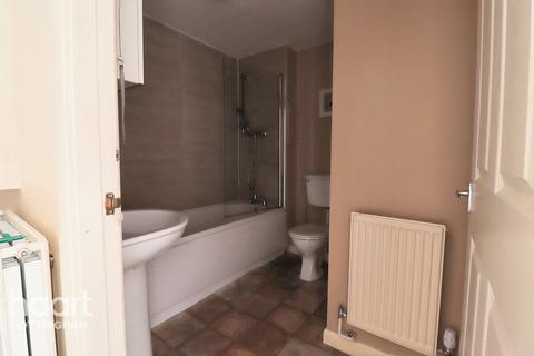 2 bedroom terraced house for sale, Archway Court, Radford