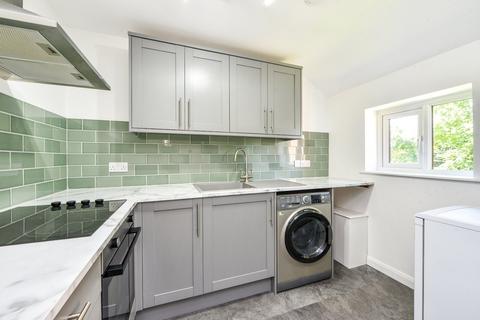 1 bedroom flat for sale, Chiltlee Manor Estate, Liphook