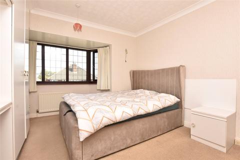 3 bedroom semi-detached house for sale, Green Hill Drive, Leeds, West Yorkshire