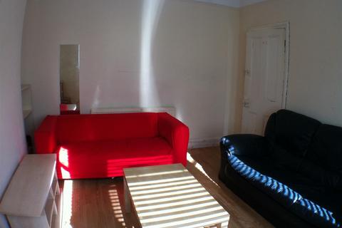 5 bedroom house to rent, Boulter Street