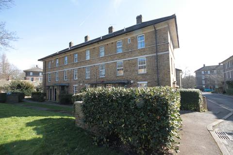 3 bedroom maisonette to rent, Pond Road Blackheath SE3