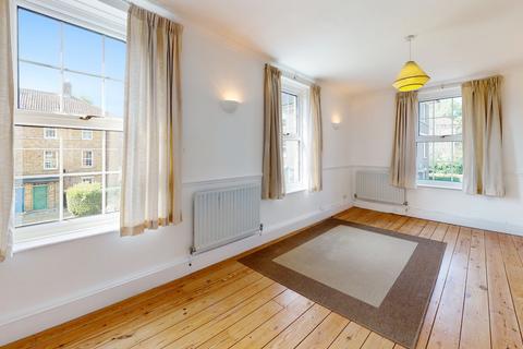 3 bedroom maisonette to rent, Pond Road Blackheath SE3