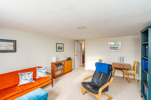 2 bedroom flat for sale, 16/25 Chapel Lane, Leith, Edinburgh, EH6 6SG