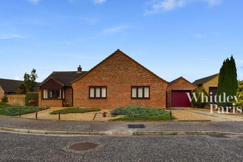 3 bedroom detached bungalow for sale, Brewsters, Norwich NR16