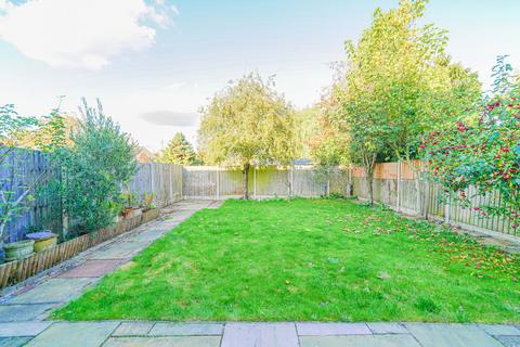 71 Arden Vale Road, Knowle, Solihull, B93 9NE