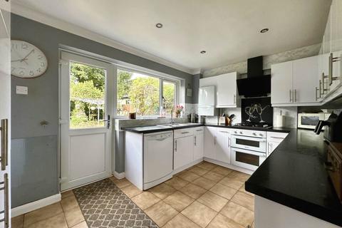 4 bedroom detached house for sale, St Agnes Road, Billericay CM12