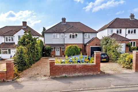 28 Station Road, Epping, CM16 4HN