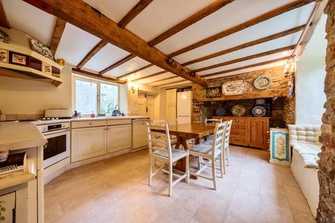 5 bedroom link detached house for sale, The Manse Cira 1600,  Banbury,  Oxfordshire,  OX17