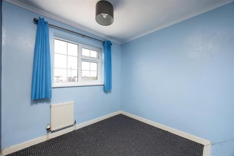 2 Smithywell Close, Trowbridge, BA14 7DP