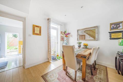 30 Temple Road, Hounslow, TW3 1XS