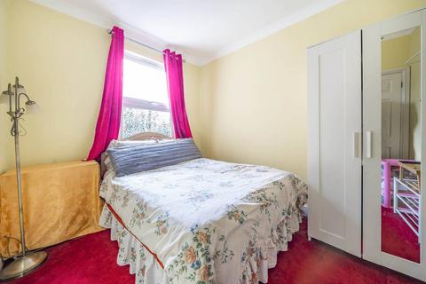30 Temple Road, Hounslow, TW3 1XS