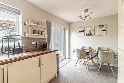11 Alder Grove, Llantwit Fardre, Pontypridd, CF38 2JX