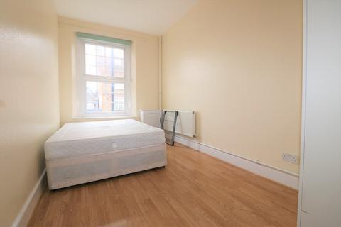 1 bedroom flat to rent, Stoke Newington High Street, London N16