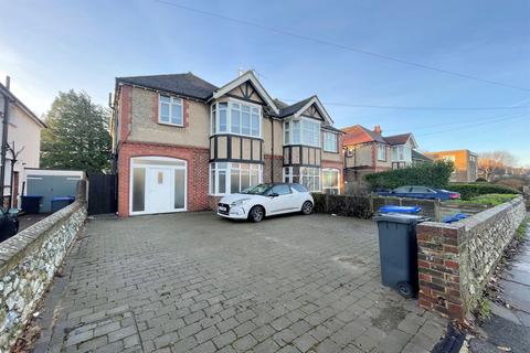undefined, Worthing BN11