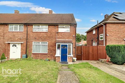 3 bedroom end of terrace house for sale, Tillingbourne Green, Orpington