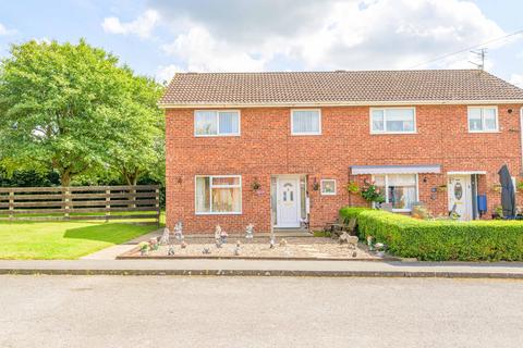 3 bedroom end of terrace house for sale, Tweed Close, Horncastle, LN9