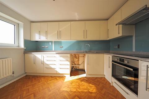 2 bedroom apartment to rent, Tillington, Swanborough Drive, Brighton