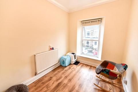 4 Cardonnel Road, Neath, SA10 6DE